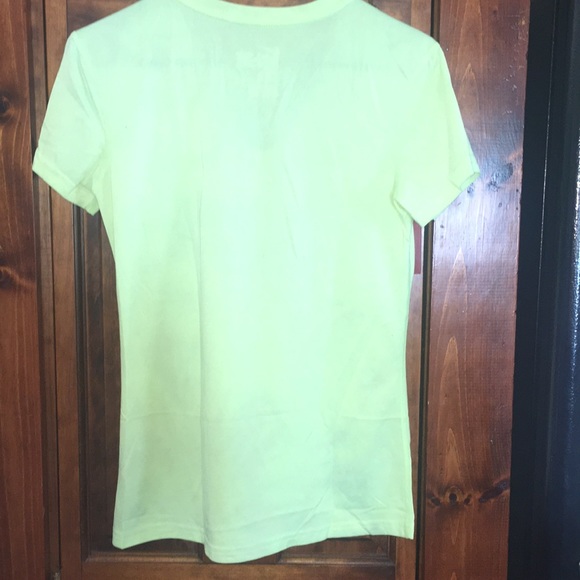 🌺Worn Once Nike Dri-Fit T-Shirt🌺 - Picture 5 of 5